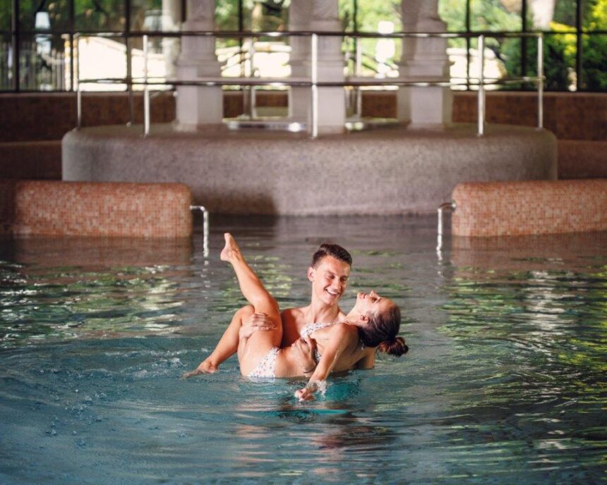 Piscină Manor House Spa fără clor