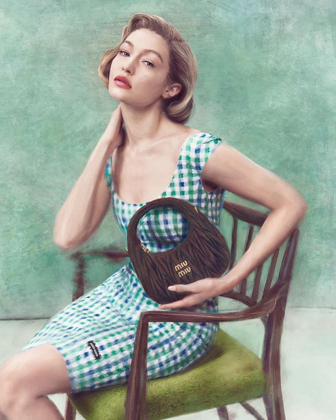 Cea mai recentă campanie Miu Miu cu Gigi Haddid2