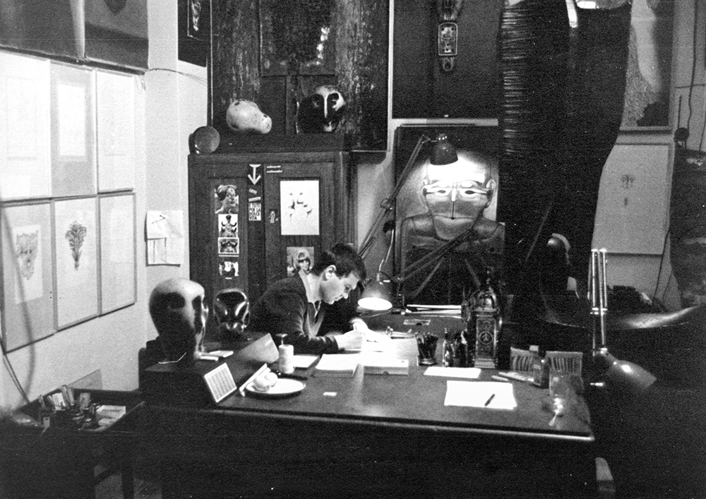 Av Img382, 1965. Mic