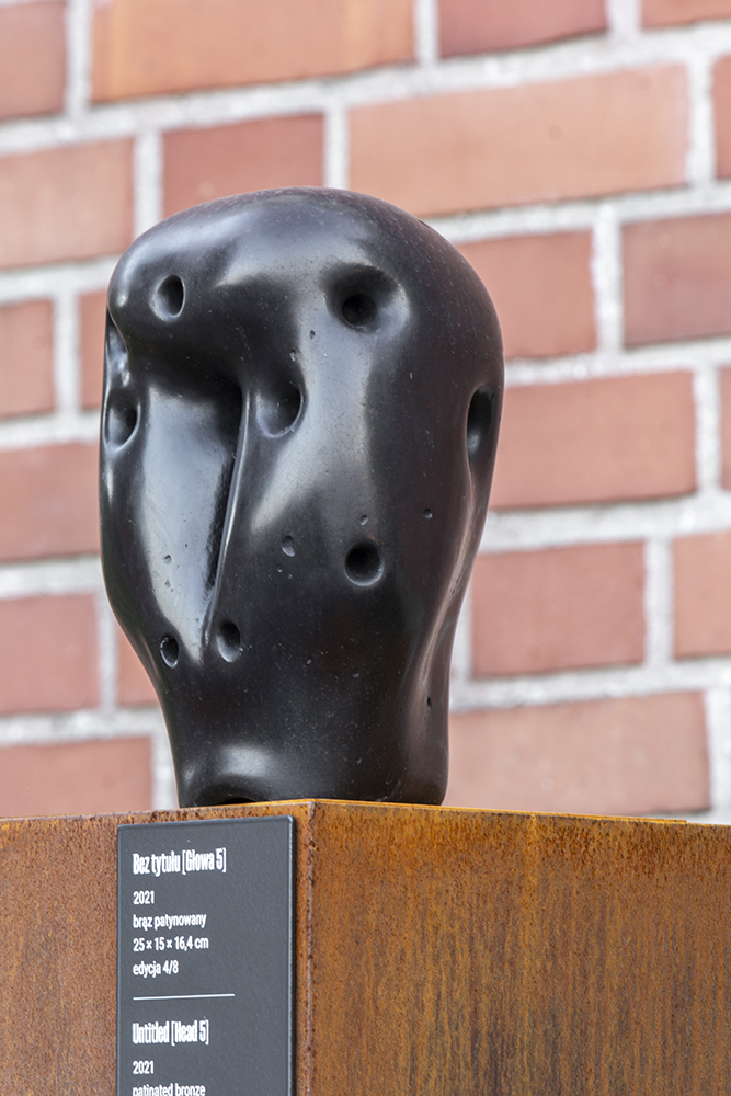 Beksinski.sculpturi Twilight17small