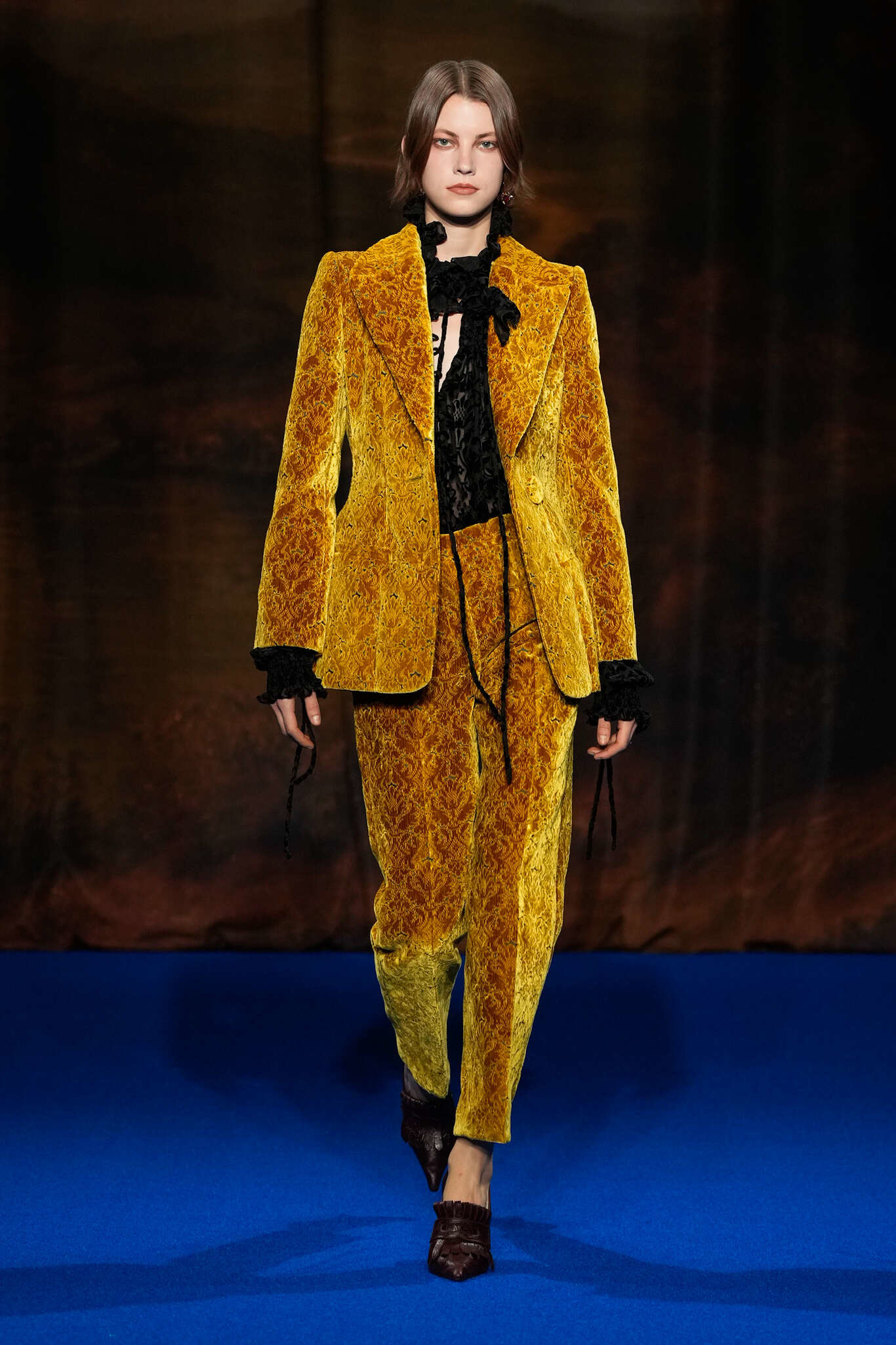 Spectacol Burberry la Săptămâna Modei de la Londra