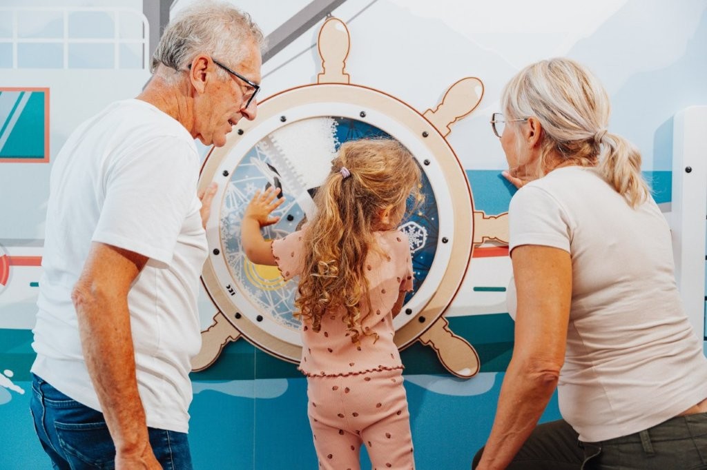 Vacanțe cu bunicii Linea Mare