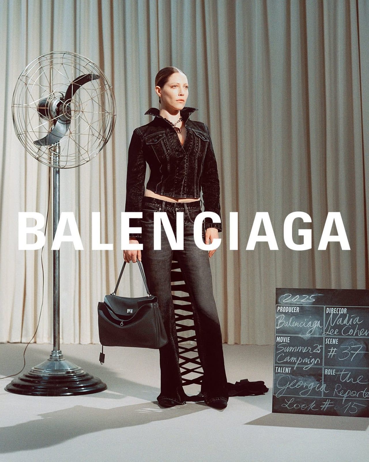 Campania de vară Balenciaga1