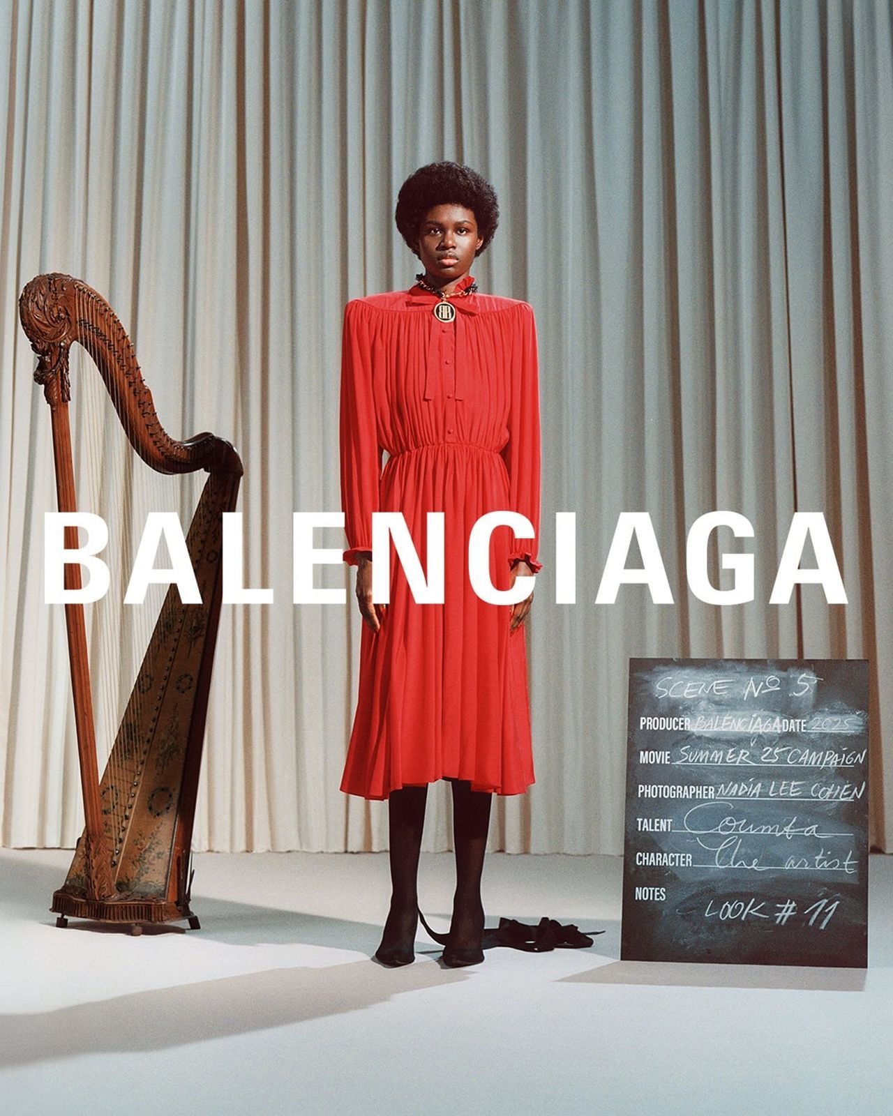 Campania de vară Balenciaga