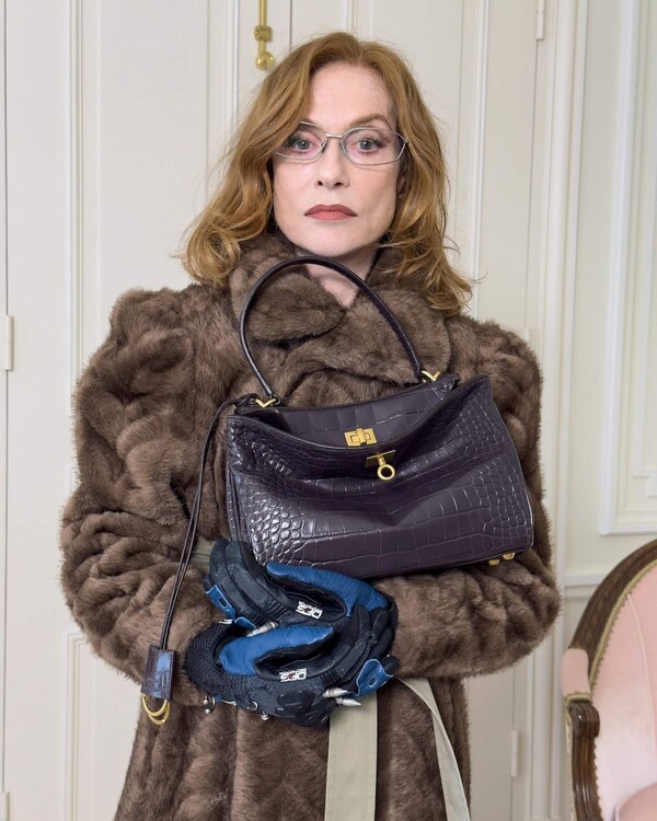 Campanie Balenciaga cu Claudia Schiffer11