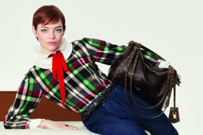 Emma Stone într-o sesiune Louis Vuitton