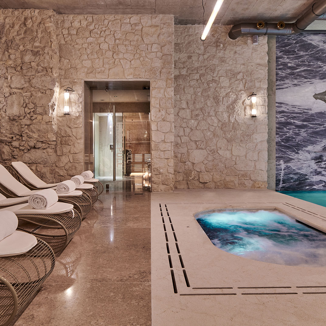 Hotelul H15 Luxury Palace5 din Cracovia, premiat cu stele Michelin