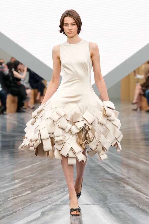 Jonathan Anderson și Dior4