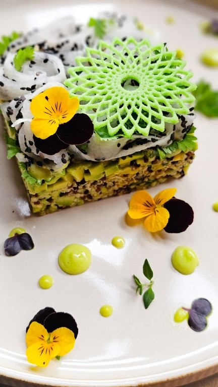 Tartar de avocado Manor House Spa