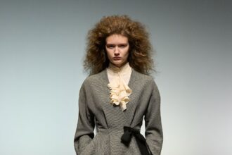 Alberta Ferretti Toamnă–iarnă 2026–2027 1