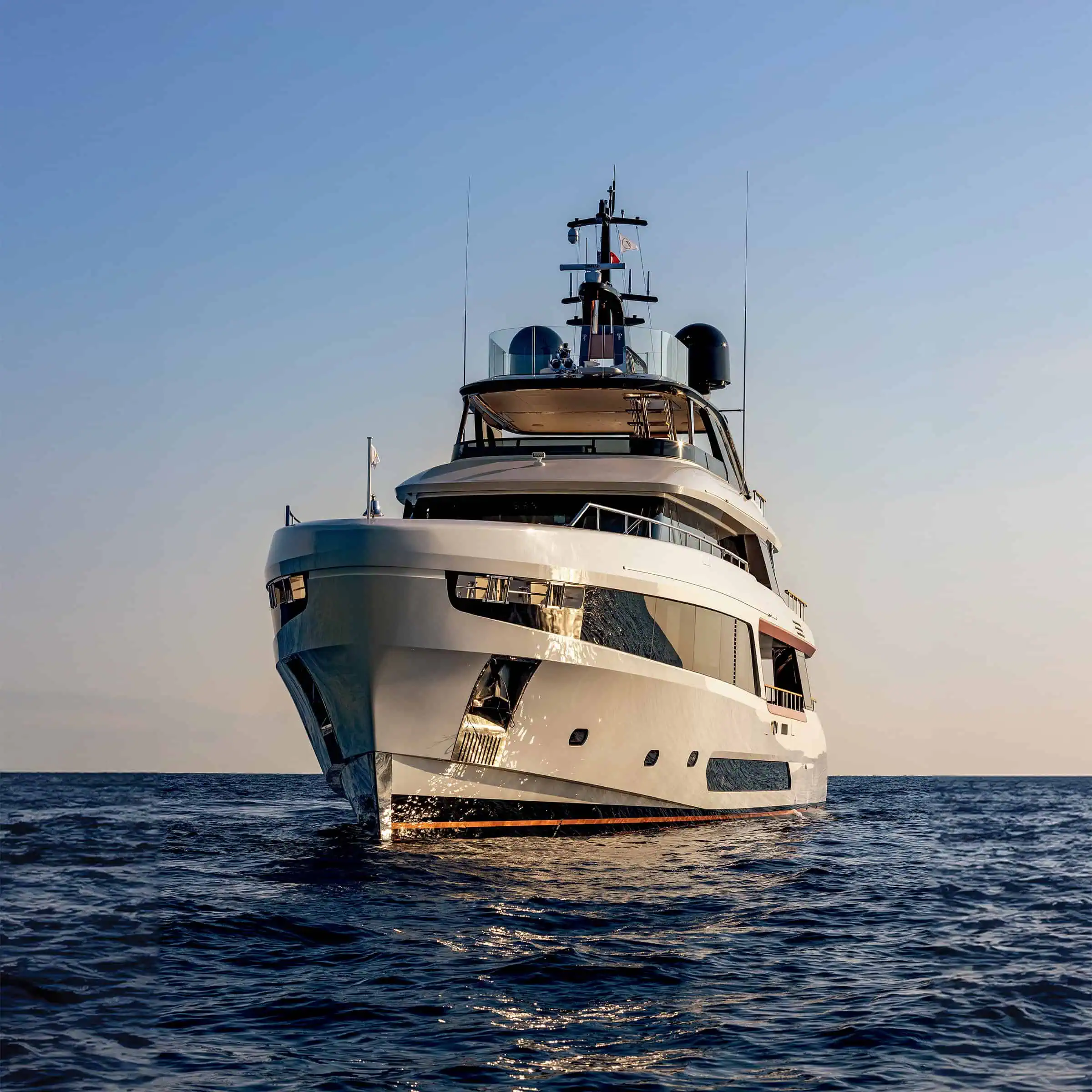 Ce este Benetti Motopanfilo 37 M