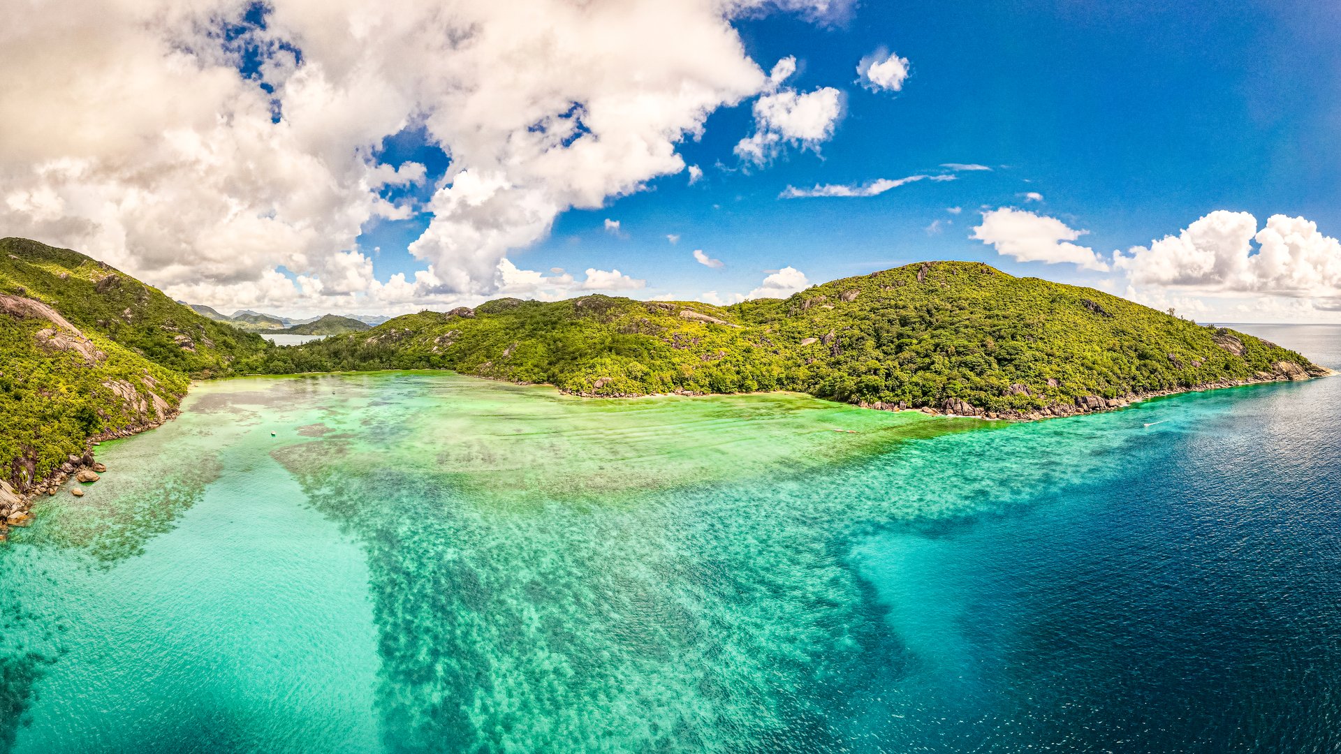 5 destinații de lux pentru vacanțe last minute - Seychelles