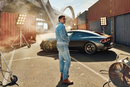 Brad Pitt și Mercedes Amg